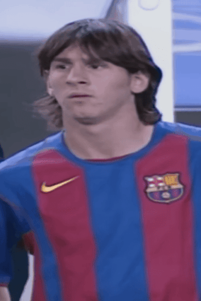 quando messi estreou pelo barça