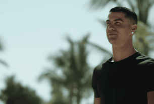Porque Cristiano Ronaldo pinta as unhas de preto