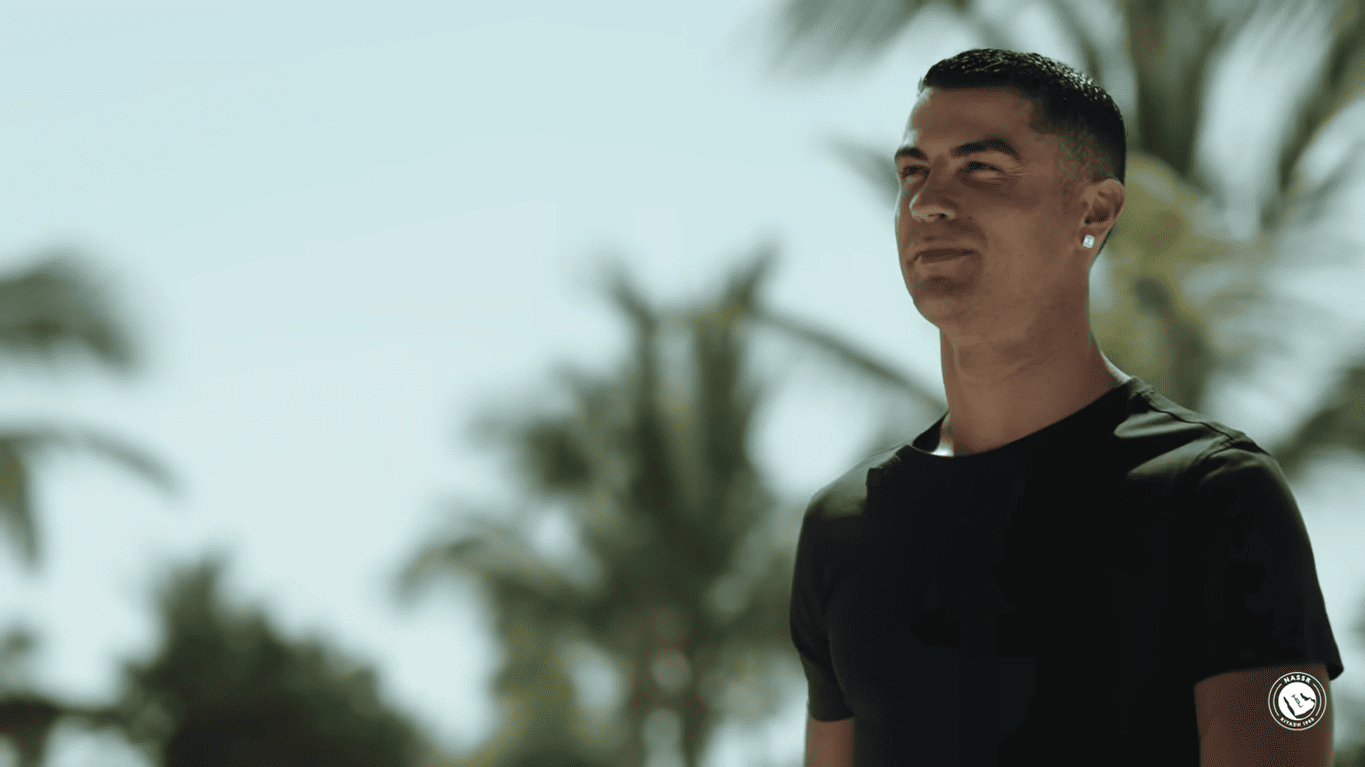 Porque Cristiano Ronaldo pinta as unhas de preto