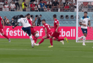 Porque os jogadores rasgam o meião